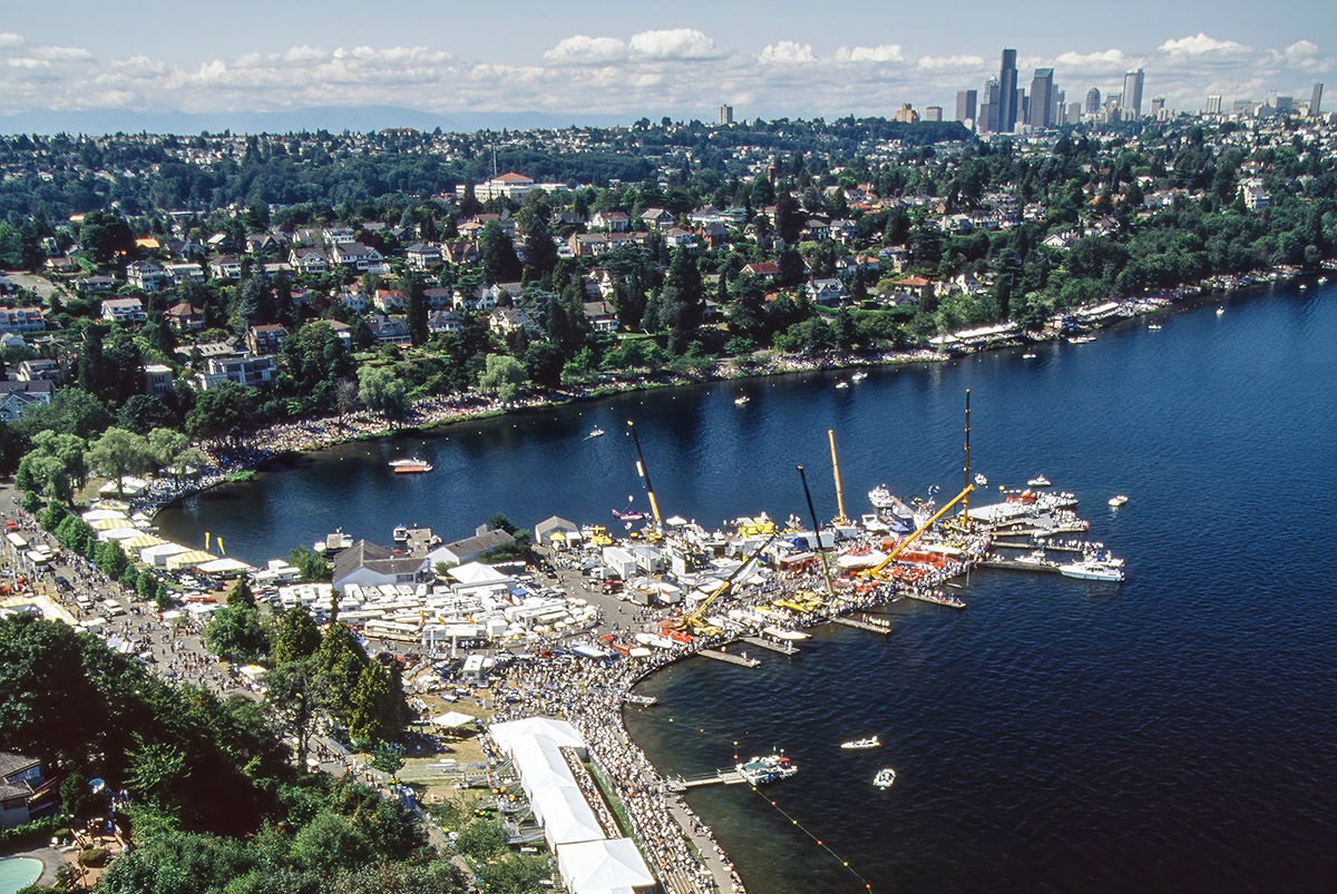 Boat racing for Seafair Weekend